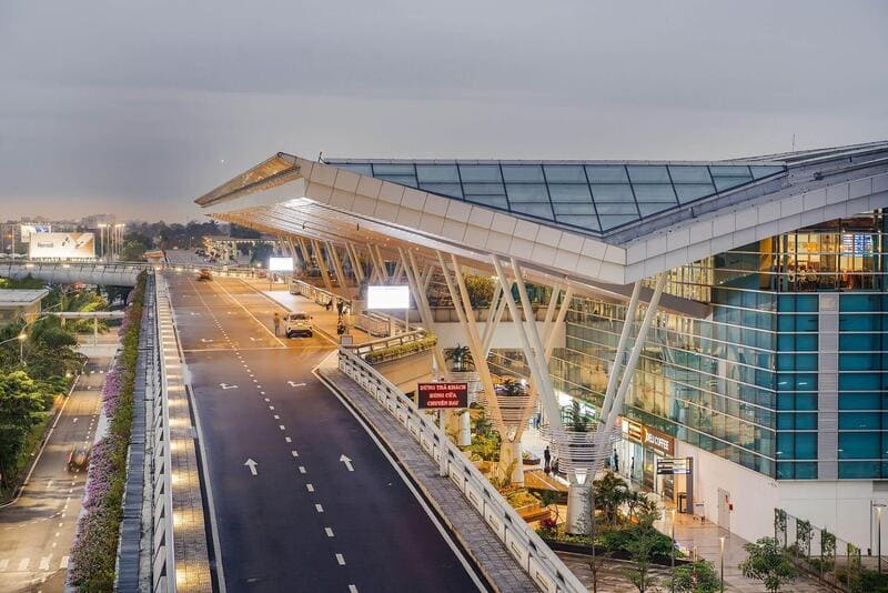 This airport is an important hub for travelers visiting central Vietnam and is a key gateway to the region